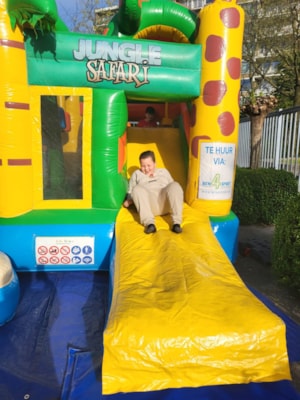 f5a1764e-d734-42cc-8031-a660b203af88